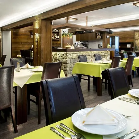 度假村 Rozsutec 3*