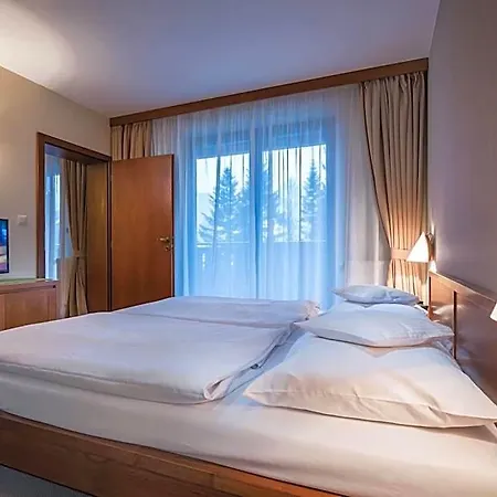 Rozsutec Rezort 3*